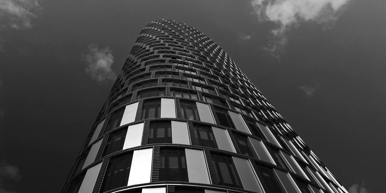 🏡 فرصة تملك مميزة 
 
📍 الموقع: النجف الأشرف – حي الحسين

📐 المساحة: 131 متر مربع 

✨ مميزات العقار:
-الطابق الاول 
▪ غرفتين 
▪ صالة 
▪ مجموعة صحيات 

-الطابق  الأرضي
▪ غرفة 
▪ صالة
▪ استقبال
▪ مطبخ (حار-بارد)
▪ مجموعة صحيات (داخل-خارج)

📞 للحجز والاستفسار عبر الارقام التالية :
-***********
-***********
-بإدارة سيد هادي الحلو -
📩 أو عبر الرسائل الخاص او على واتساب الارقام اعلاه 

📍موقع المكتب:https://maps.app.goo.gl/ZSDwHvxUxW3Mgdkj8
