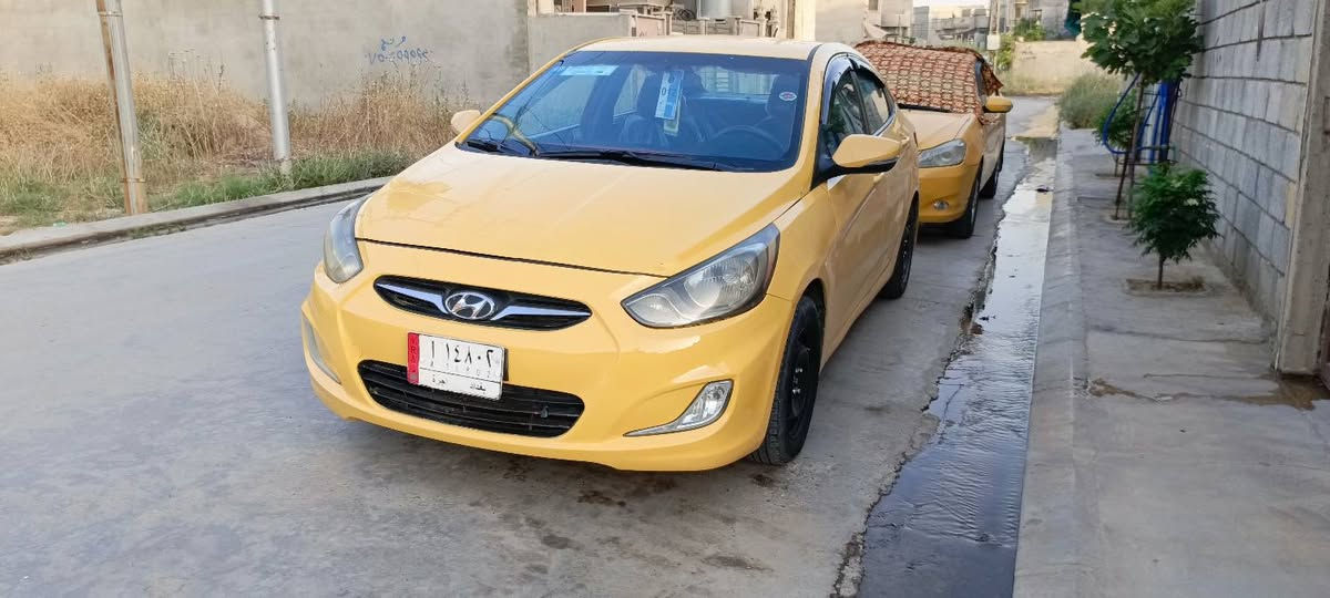 السلام عليكم اكسنت مضلع امريكي موديل 2012 باسمي كابون بانزين بيها 
كير شرط 
تبريد منظومه جديده 
محرك نفخ 
بيها بوند وجاملغ تبديل بدون دواخل باقي السياره جاهزه من طخم وتايرات وباتري 
السعر 85 وبيها مجال للتواصل خاص او على الرقم 
***********
