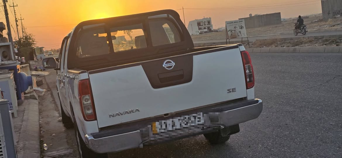 ناڤارا2009بێ بۆیاخ دووارچەی کراوەتۆشەریکەی لەسەرە مەکینەوگێڕواکسلی بەشەرت بێ دووکەڵ بێهەڵم و بغار سەنەوی تا2031مانگی 6تازەیە بەشەرتی 10فیتەر سعری 100کەمێ مەعمەلە  شوێن سموود بۆپەیوەندی ***********
