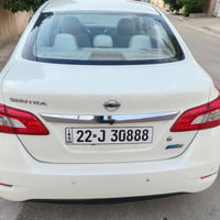 نيسان سنترا ٢٠١٥ خليجي مكفول من الصبغ فقط بارد قطعتين بدون صبغ تبريد ق...
