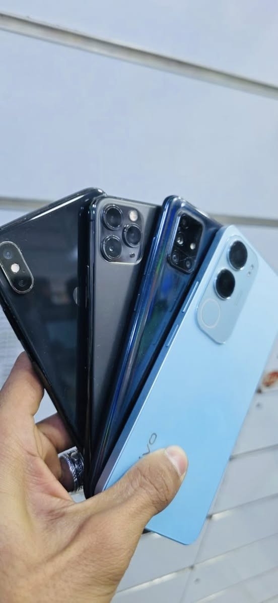 📲بيع وشراء الأجهزة الجديدة والمستخدمة
🔹 هواتف • تابلت • إكسسوارات
🔹 فحص مضمون وأسعار مناسبة
🔹 شراء وبيع بأفضل سعر

📍 الديوانية – شارع المصورين
📞 هاتف / واتساب: ***********

📢 نستقبل الجميع، الجديد والمستعمل متوفر ✔️
