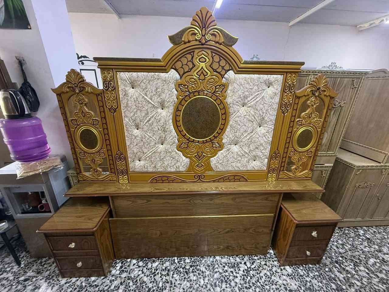 غرفه نوم صاج عراقي جديد شغل وسط زاوية بارتفاع كنتور ملحق و دوارة الصومية السرير 6  أرجل بلوك اسود الشد و النقل مجاني داخل مناطق بغداد و يوجد خدمه توصيل لكل محافظات


**إذا كنت صاحب هذا الإعلان وتريد حذفه لأي سبب، رجاءا أرسل رسالة إلى الدعم الفني**