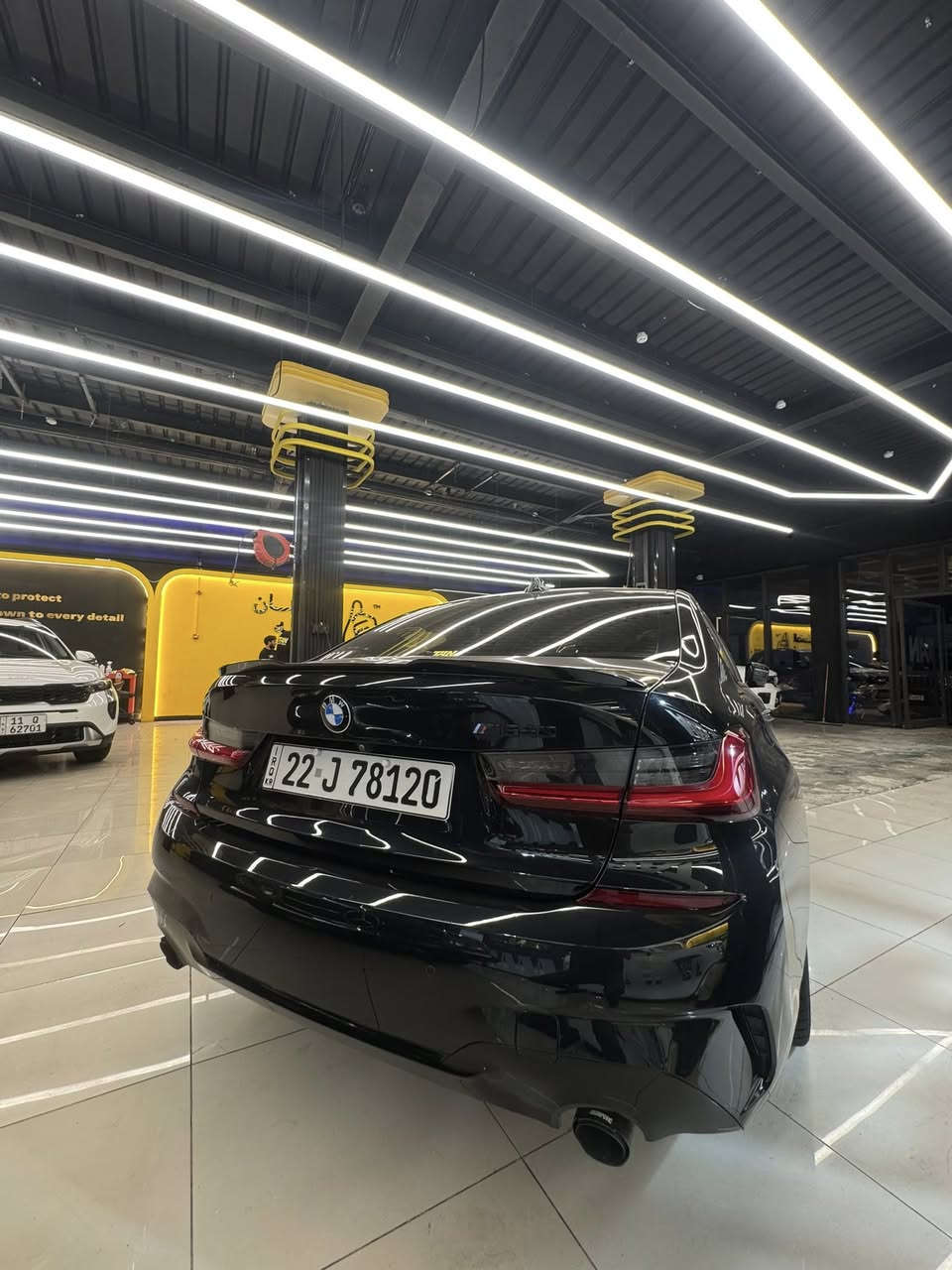 السلام عليكم                                                                       

BMW 330  M bakj  اصل
موديل 2021 
سلايت
ماشيه 88KM
وباقي المواصفات معروفه ماريد ادوخكم
حادثها كلش بسيط لا دواخل ولا شاصي 

خشم البنيد وخشم الجاملغ 
مكان السياره بالكراده
السعر 255$ بيها مجال بسيط 
***********
