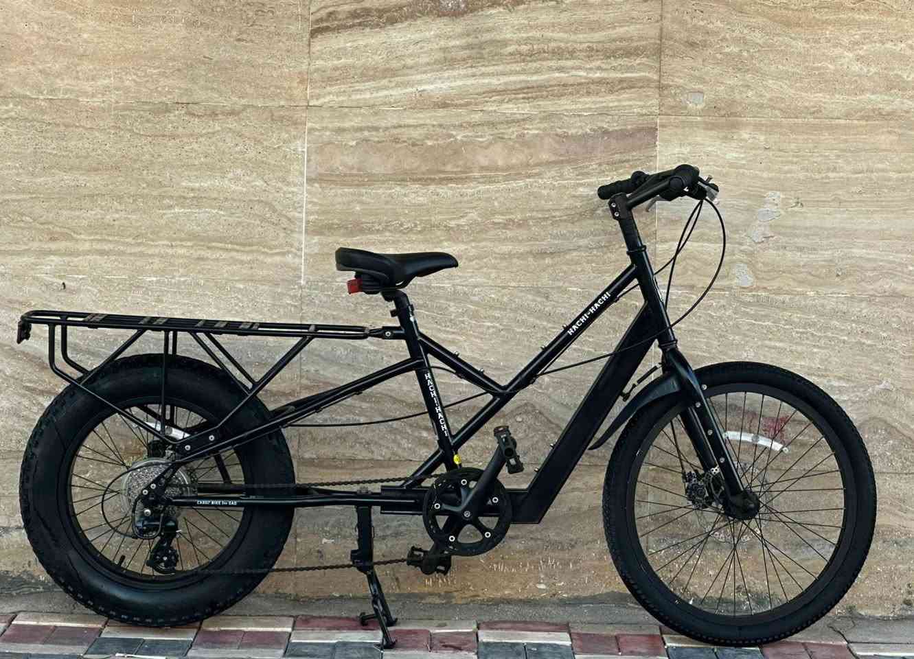 الكتابة
السلام عليكم ورحمة الله وبركاته 🌹
🚲 دراجة هوائية للبيع – تصميم مميز ونادر
المواصفات:
حجم الإطارات: 26
بالة ياباني أصلي مع شرط الفحص والضمان والنظافة
سيباية خلفية عريضة جداً، مناسبة للأوزان الثقيلة
إمكانية تركيب صندوق أو سلة بكل سهولة
بريكات دسك أمامي وخلفي
مقود ماركة أصلية
كير سحب/دفع 8 نمر
الدراجة بالكامل ختم واحد
النظافة: 95%
📍 العنوان: كربلاء – طويريج
🚚 تتوفر خدمة التوصيل إلى جميع محافظات العراق
📞 للاستفسار: *********** (اتصال أو واتساب)
ملاحظة: أجور توصيل هذه الدراجة تقارب 30 ألف دينار لأنها كبيرة الحجم وثقيلة.
بالتوفيق في البيع إن شاء الله.
