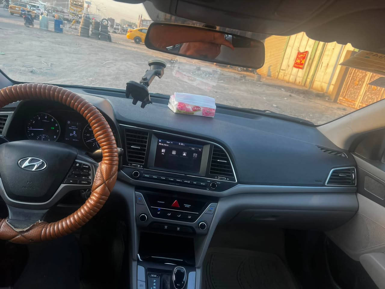 النترا ١٨ وارد امريكي
السونار. بلصور موجود حادث خلفي 
رقم بغداد كير مكينه خير من الله. 
مكاني بابل الحله  سعر ١١٠ وبيها مجال 
***********بي واتساب
