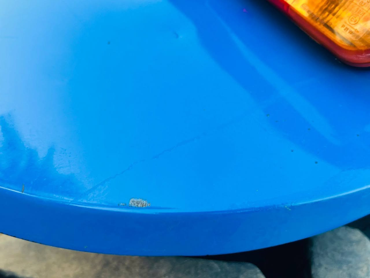 للبيع نيوهولند موديل2015  مكينة جديدة بمعنى الكلمة تخم تاير جديد كير ومحرك واكسن وجهاز هودرليك مكفولات ثكالات امامي خلفي كهربائيات شغالة رقم وسنوية مكينة خير من الله اي نقص مابيه مال جناي السعر 22 مليون وبيه مجال المكان بابل قرب خط السريع جسر مشروع المسيب للاستفسار ***********
