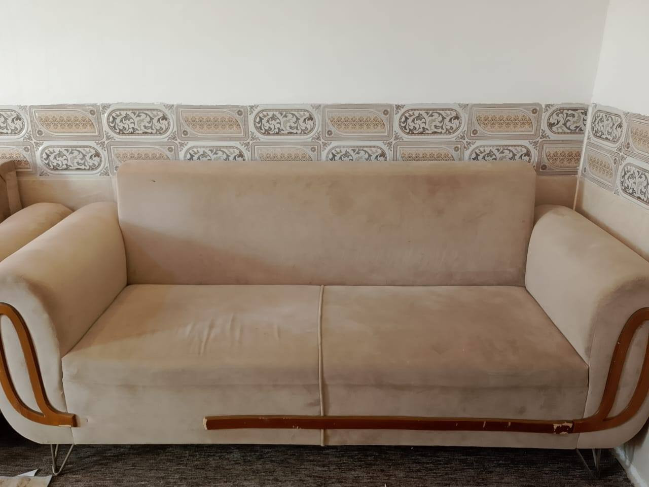 السلام عليكم
تخم تزكام 5 قطع
السعر 325
حله جزائر
 رقم ***********
