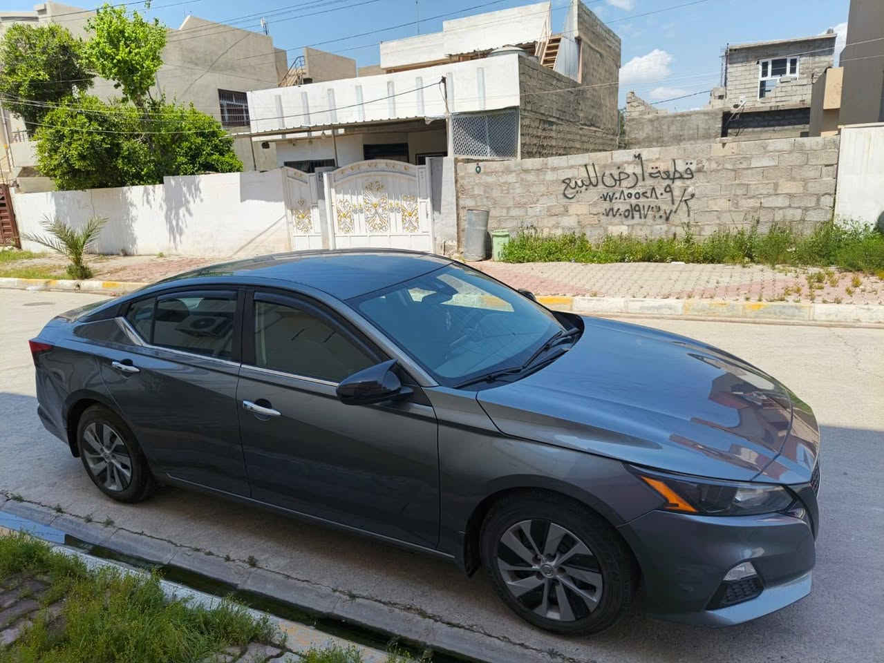 التيما موديل 22 كلين بيها بارد باجنطه بامريكا
سيارة مالت بيت ماشيه حيل قليل ٣٧ ميل
رقم شمالي سنوية لحد ٢٩ 
وكاله عامه بسمي صاحبها بكركوك
بطاقة بأنزين 
مكان سيارة كركوك 
***********
