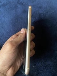 آيفون 8 بلس • باتري ٦٨ • ما مفتوح