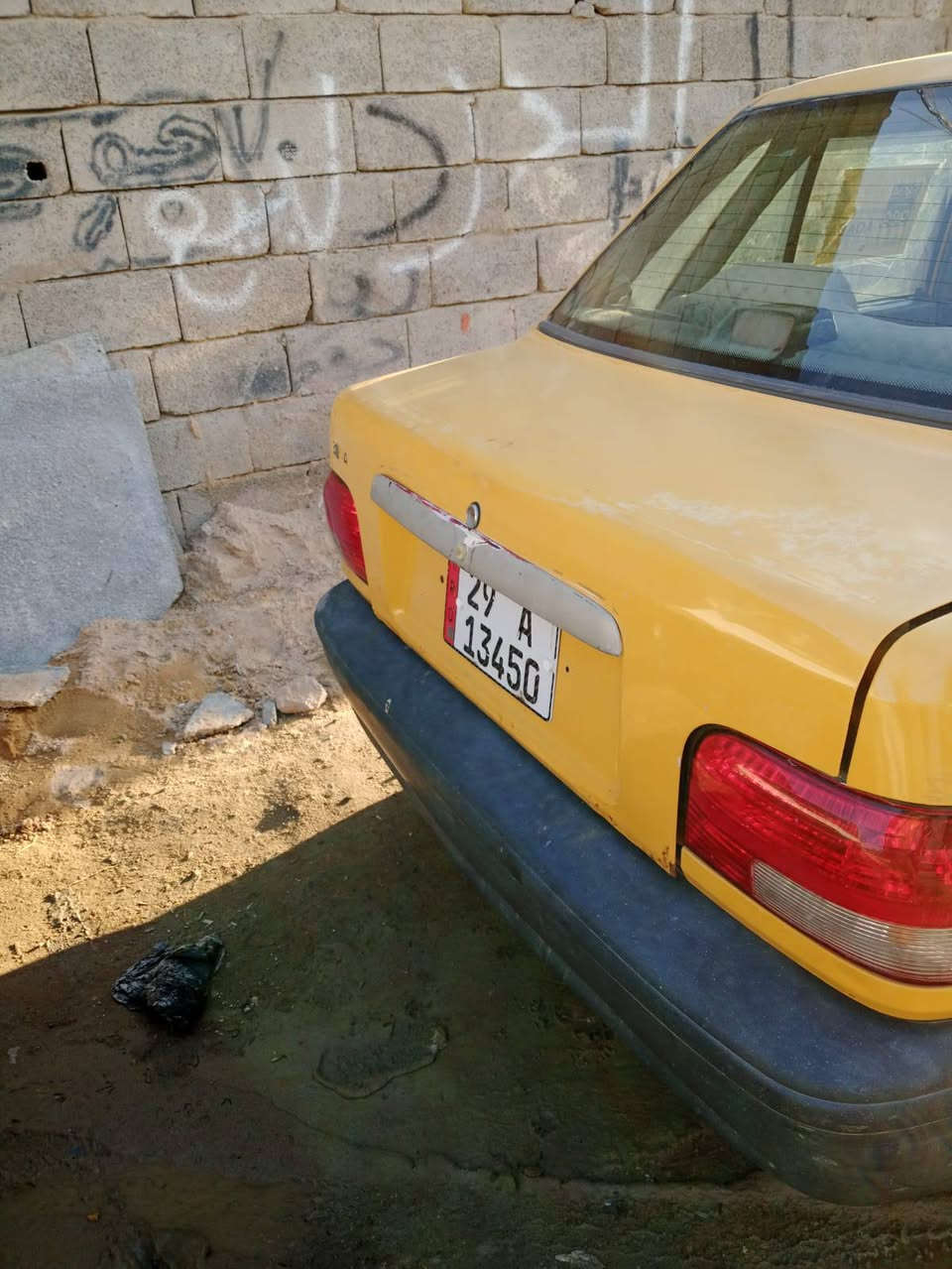 السلام عليكم سايبه 2012 سياره خير من الله بس المحرك بيتا بخير رقم انجليزي واسطت كهربائيات جير جديد محرك بيه تبخير العنوان بغداد سعر 20 رقم الهاتف***********
