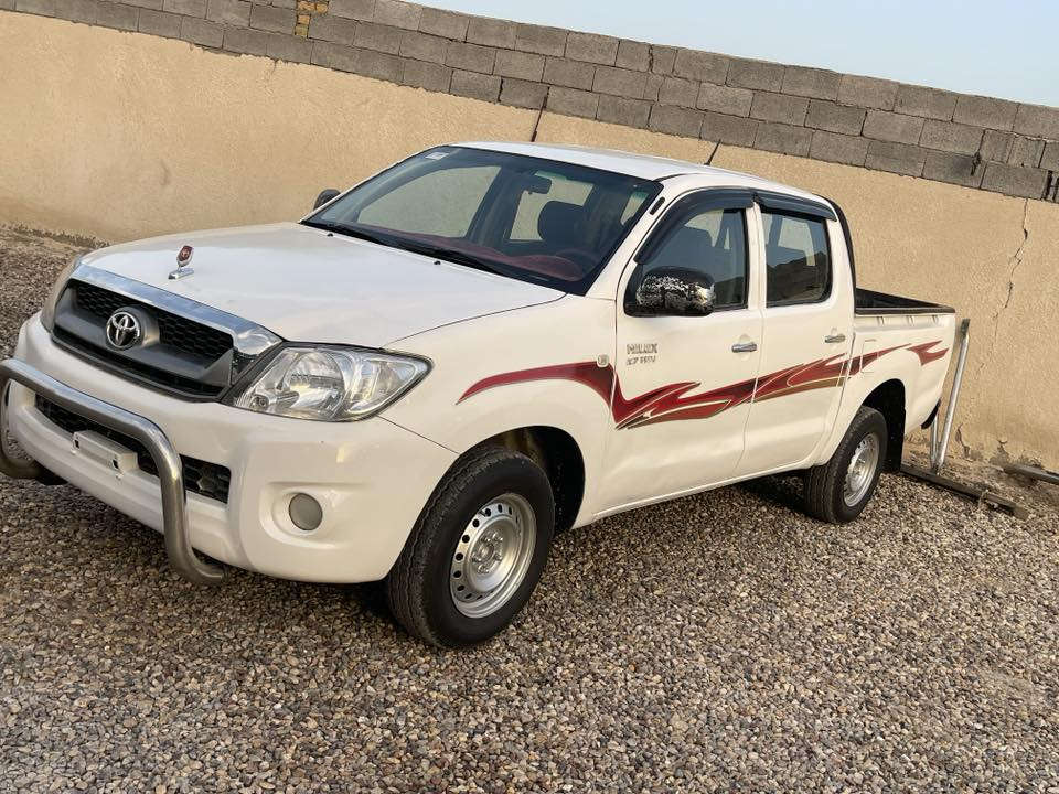 السلام عليكم للبيع بيكم ٢٠٠٧ السياره جاهزه حداديه تخم تاير مكينه تبريد جاهزه على اخر حبايه السياره مصبوغه عام بدون حادث بدون ضربه السعر ١٠٥ وبيها مجال مكاني ذي قار قلعه سكر للاستفسار ***********  رقم ذي قار باسمي
