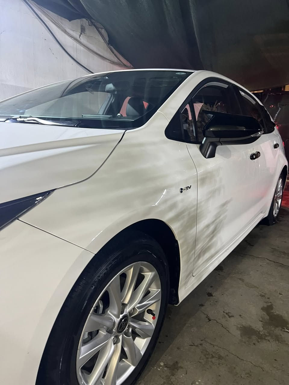 كورلا2024كلين كلشي ما بيه ماشيه 9ميل زيرو سعر152مكان كركوك رقم***********فول موصفات حتى كشنات كهرباء
