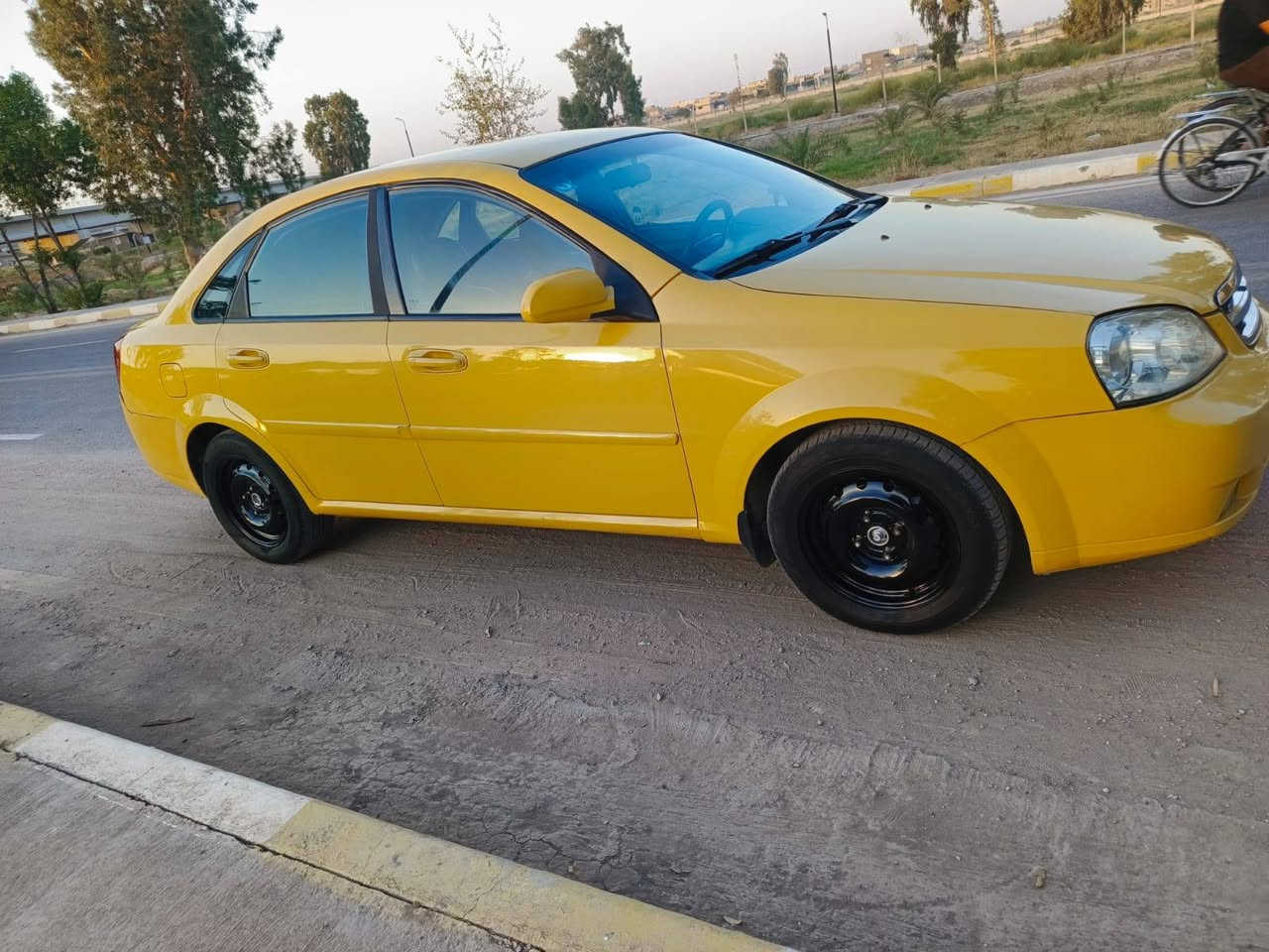 اوبتره شركة عامه موديل 11 بسمي رقم بغداد تحويل ثاني يوم مكينه جديده شديته قبل شهرين  بجيس مي خضر مكينه كير حداديه خير من الله  تبريد ثالج السياره مصبوغه جمليه والسياره جاهزه حله من الصوره السعر 68 وبيه مجال رجان المو شراي لا يعلق واله يخبر وكلشي اكو بسوك مكان بابل المسيب سده الهنديه انتصال ***********
