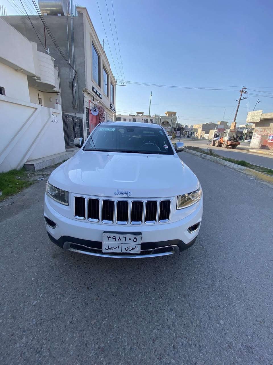 للبيع جيب لاريدو موديل2015فول موصفات ماعد فتحه 4 4X جنطه كهرباء دمام كشنات كهرباء وجلد سياره شركة هارلم وبسم شركة هارلم وسياره كلين بدون ضرار بس نص باب صبغ ومكان باردسنويه جديد وهزا جديد وسعر مناسب 203وبي مجال بصيت وبل عافيه يكون من نصيبه مكاني كركوك ***********/////////***********
