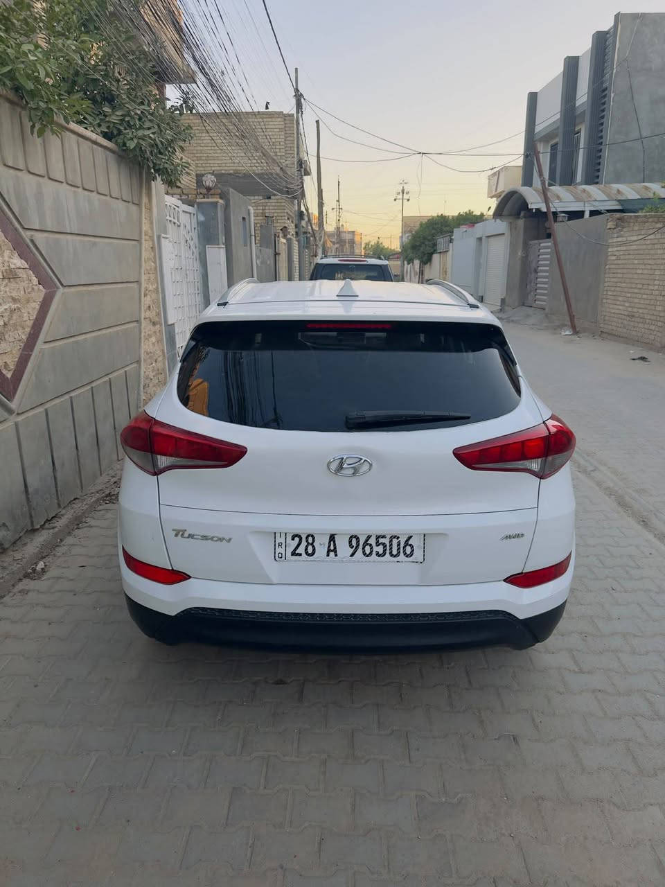 توسان للبيع 
وارد امريكي 
2018
بيه قطعتين صبغ+بارد في الهلال 
ماشيه 36mi
فول ماعدا البنراما 
رقم نجف انكليزي الدولي 
سنويه جديده قبل ثلاث ايام سويته 
السعر 147وبيه مجال 
رقم ***********
مكاني كربلاء
