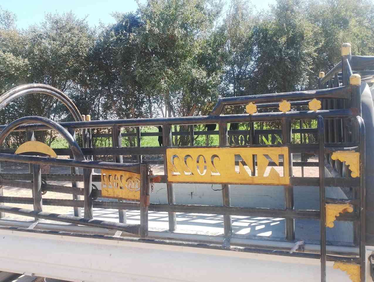 محجر كيه تسكام لبيع العنوان الدوانيه طريق الدغاره السعر ٣٥٠ وبيه مجال قليل شراي يتصل ***********
