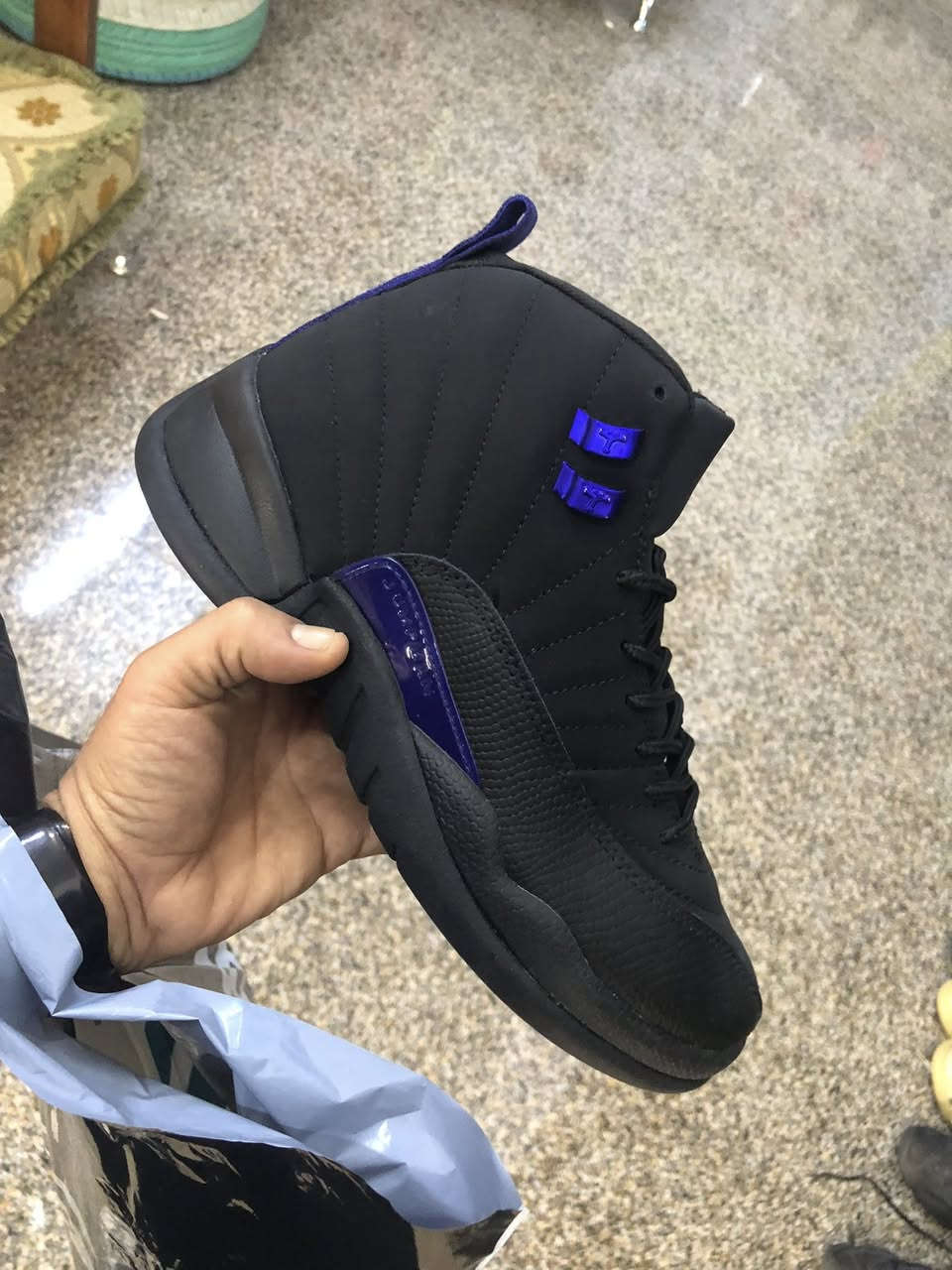 جوردن سوبر ماستر
قياس 42 
سعر 25
توصيل جميع محافظات 5


**إذا كنت صاحب هذا الإعلان وتريد حذفه لأي سبب، رجاءا أرسل رسالة إلى الدعم الفني**