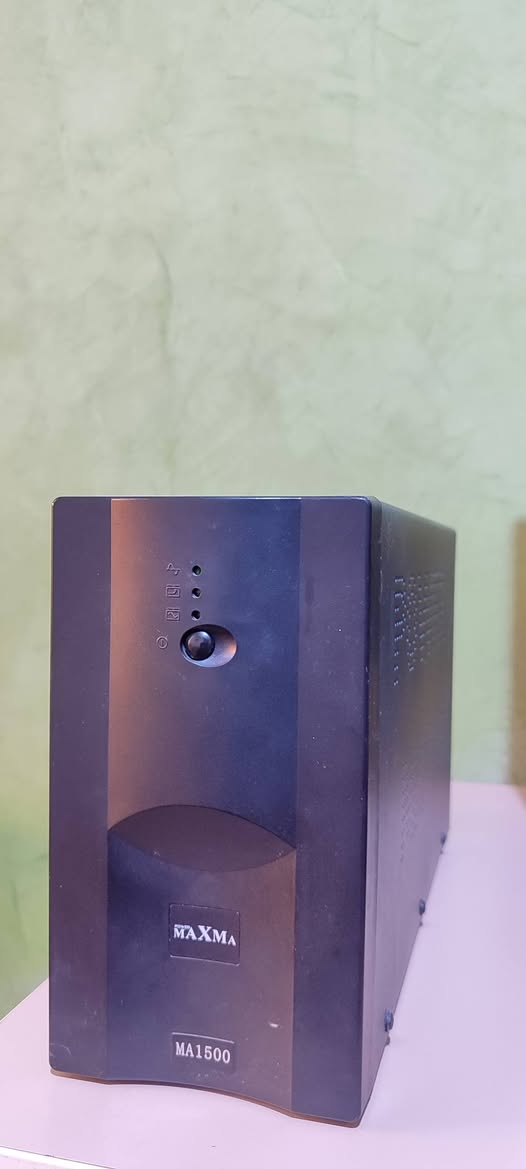 سلام عليكم 
للبيع Ups Maxma 

1500VA 

يحتاجله تبدل بطاريات فقط


**إذا كنت صاحب هذا الإعلان وتريد حذفه لأي سبب، رجاءا أرسل رسالة إلى الدعم الفني**