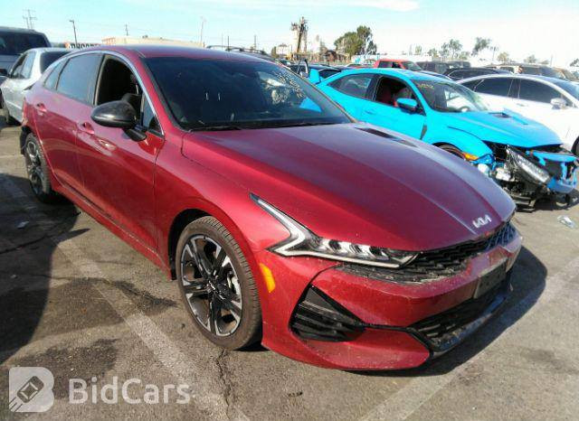 بيع أو مراوس K 5 موديل 2022  جيتي لاين فول ماعدا الفتحة رادارات أمامية خلفية أشاير بالمري خمس أنظمة قيادة وقوف ذاتي شاحن واير ليس سيارة كل المواصفات بيها   وارد أمريكي  محرك ١٦٠٠ تيربو صور الحادث بالمنشور  سيارة على وضع الشركة حادثة جدا بسيط  رقم  الهاتف *********** وتساب
