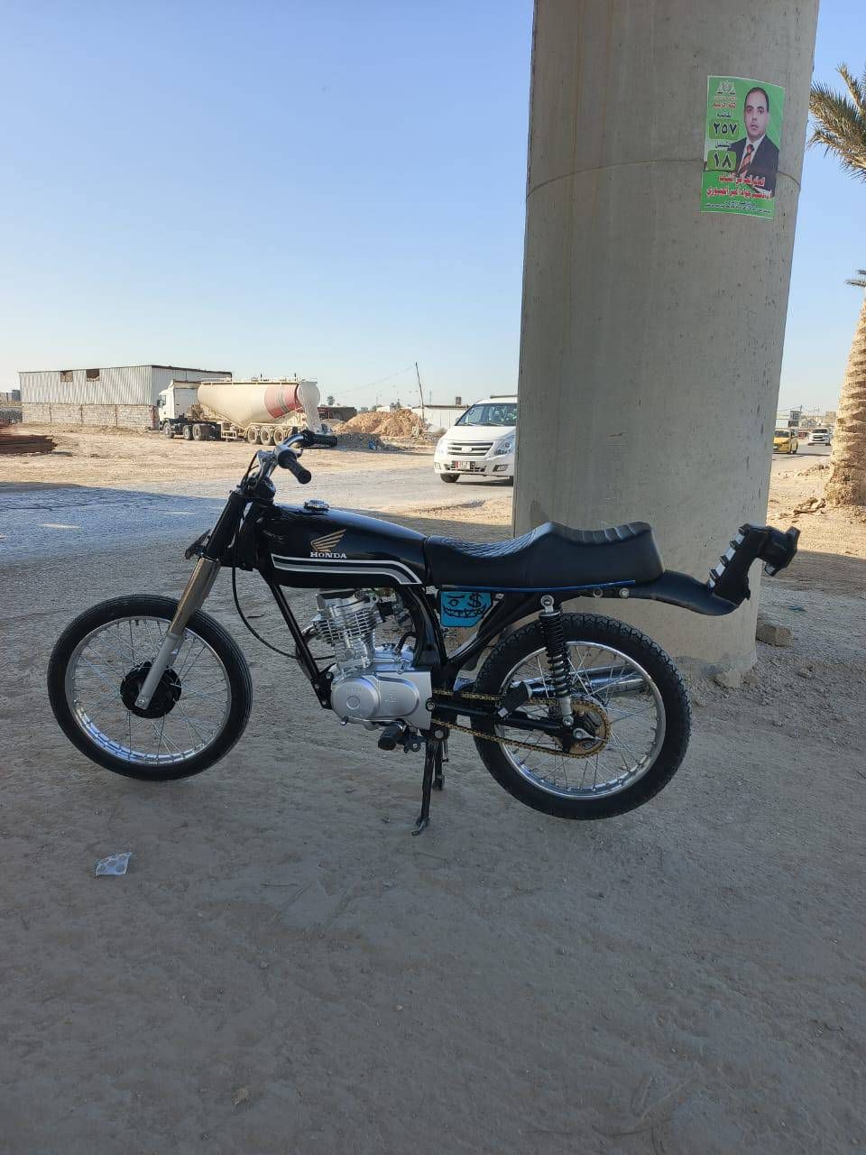 تعميره 25
وشاصيه17 اوراق شبه الصولي 👉
دراجه نضيفه 
سعره650 وبيه مجال بصيط 💵💵

مو شراي لاتعبني ولاتعلق من يمك 

مكانيه دوانيه حي الجامعه  👉

***********
