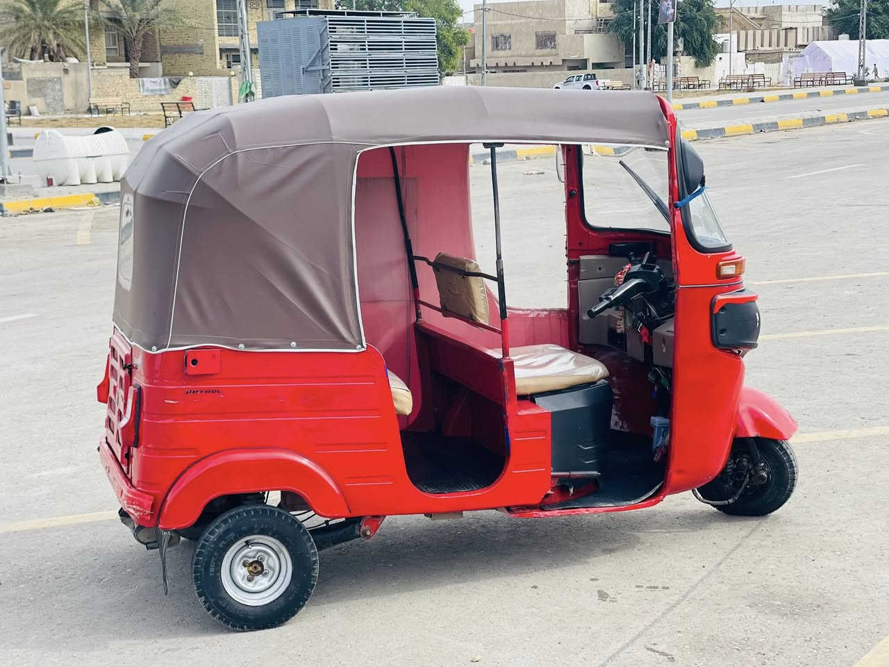 السلام عليكم تكتك البيع الموديل 2018 ‏دراجة رقم إنكليزي تحويل ثاني يوم خاص ما موجود وهذا رقمي خاص ماموجود ￼
وبي وتساب***********
