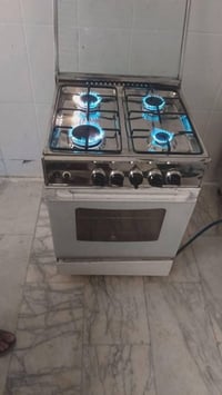 للبيع بس٦٠لف وبي مجال 07707386779