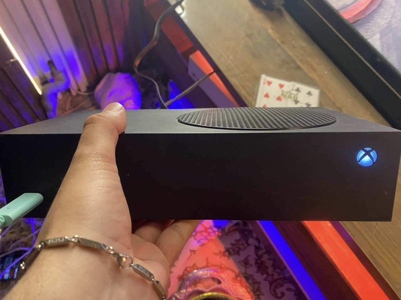 Xbox series s 1Tb للبيع
نضيف كلش وياه يدتين سعر خاص


**إذا كنت صاحب هذا الإعلان وتريد حذفه لأي سبب، رجاءا أرسل رسالة إلى الدعم الفني**