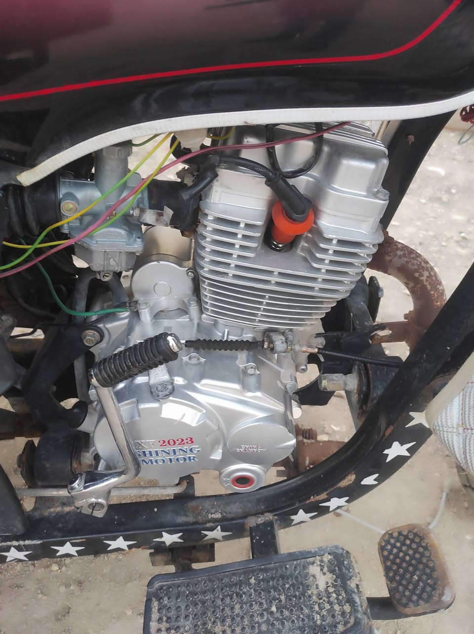 ستوته جمره نضيفه للبيع
الون.. اسود
كهربائيات كلها شغاله مع شاشه الكترونيه
محرك نضييف 
اوراق. كامله
مع دوشمه البدي والتكيه والدرع والكشن
مع سبير وجك
موديل. 2023 
المكان سوق الشيوخ.. حي ام البنين
للاستفسار  الاتصال على الرقم..  ***********
