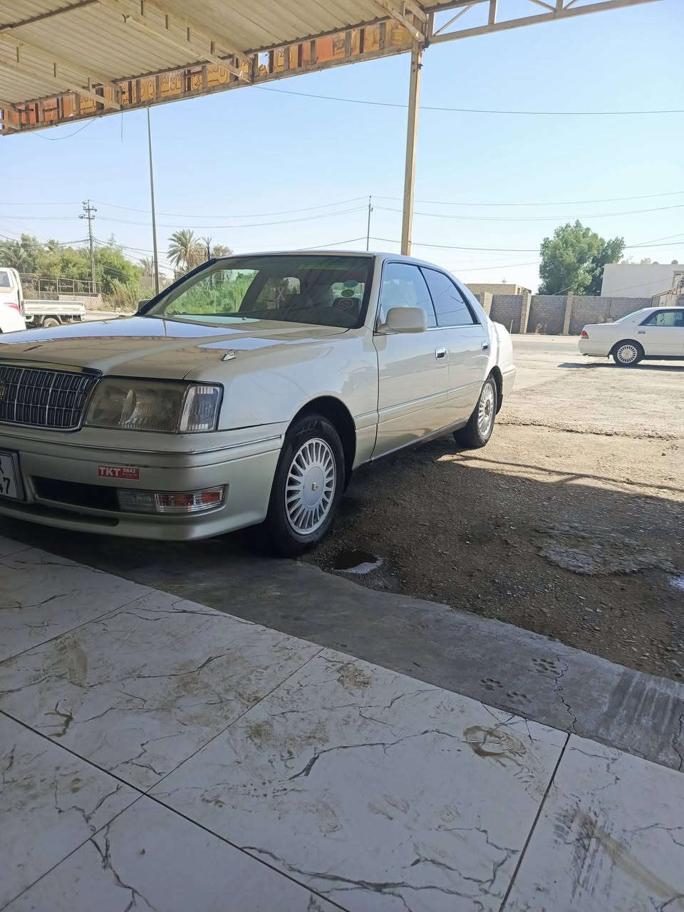 سلام عليكم 
راس اثور البيع اومراوس
 رقم دولي مكينه فيفيتي فيشه وحده 
مكينه وكير وتبريد وحداديه 
ودواخل وكهربايات كله جاهز 
سنويه جديده
 كص قماره فقط
 مكاني نجف عباسيه 
 اسعر 80 وبيه مجال 
رقمي ***********

