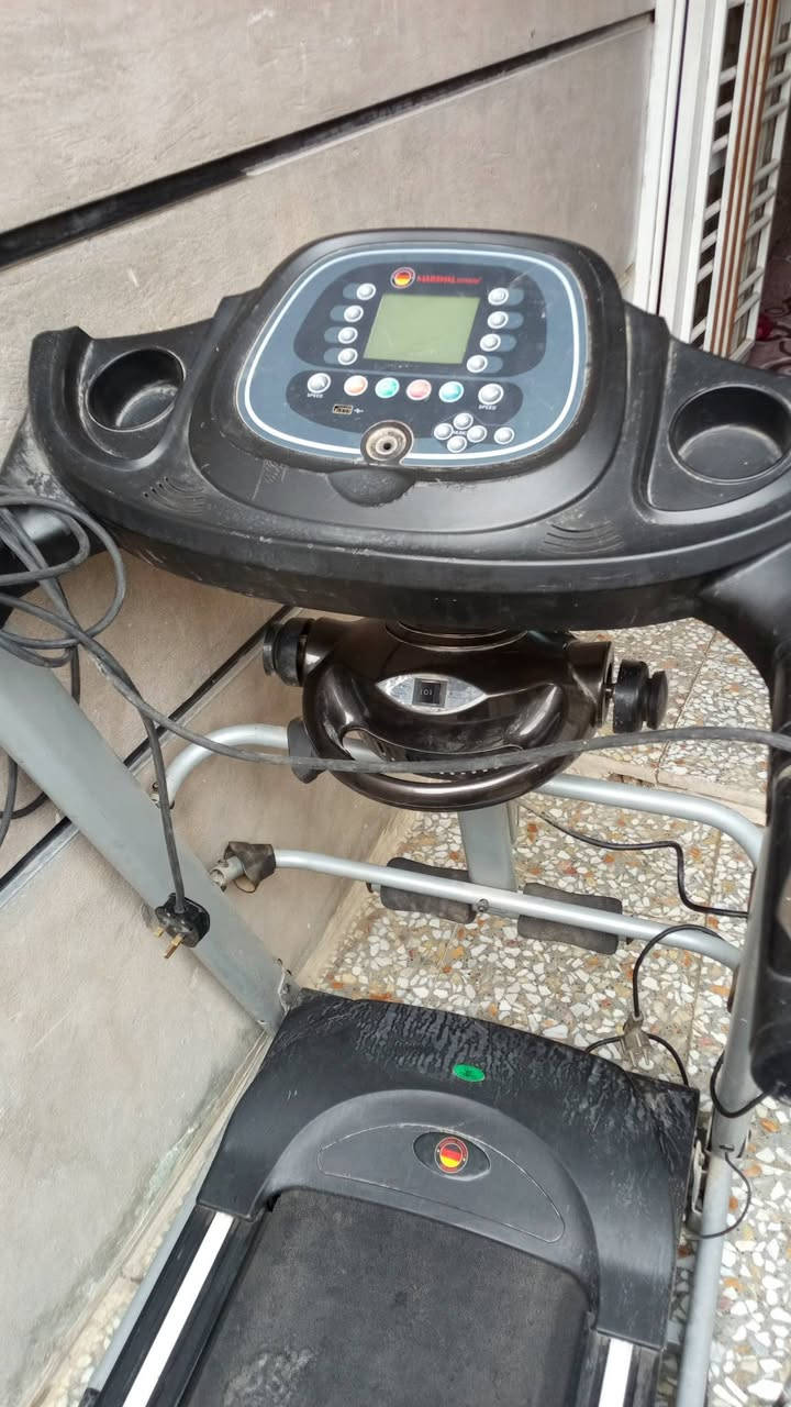 جهاز جري للبيع للاستفسار***********
