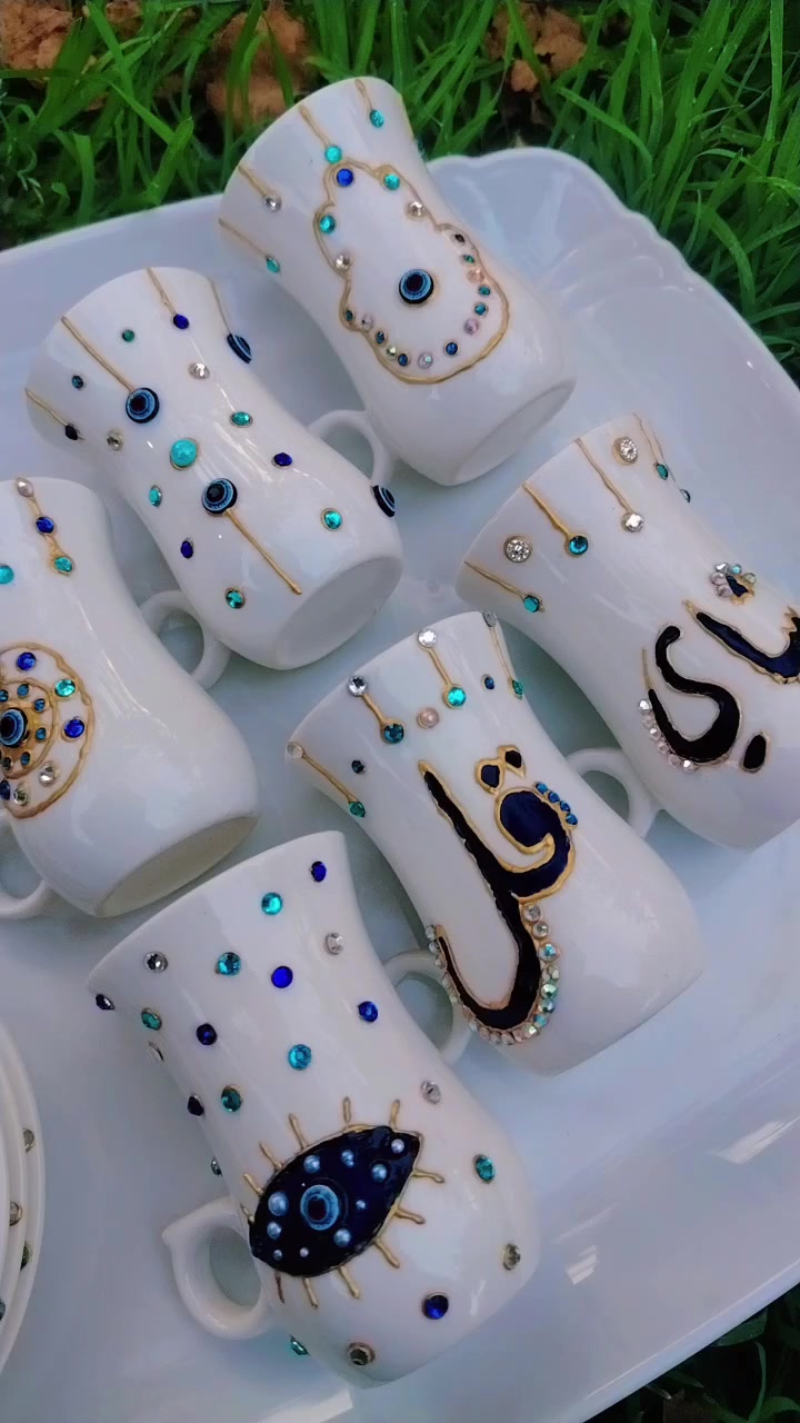 سلام عليكم ورحمة عيني متوفرات ستكاين فرشه +مرايه اكواب  مباخر حسب اسم ورسمه توصيل لجميع  
حجز قبل 3ال 4ايام حجز خاص ***********او وتساب
