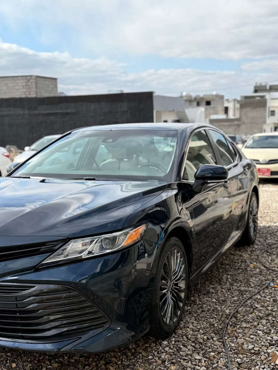 سلاوی خواتان لیبیت خوار هەموو بازار 

تۆیۆتا کامری 
مۆدیل 2019
مواسەفات LE puls 
رادار پیش و خەتی جادە 
ئاوینە ئیشارات و ئاوینە رادار 
شاشە گەورە و کامیرە و حاسە 
کوشن جلد و ناوزەرد 
سەیارەکە نمونەیە لەجوانی 
چوار تایە و ویلی ئەڤەلۆنی لەسەرە 
پێش و پشتی کەپسە 
یەک پەڵە بۆیاخی هەیە بی دەعم بێ ئیرباگ بیناوگرتن سەقفی کەمیک جالی هەیە 
ماوەی رۆیشتنی 96mile
هەموگیانی لەسەر شەریکەیە 
گێڕو مەکینە بەشەرت 

تکایە لەگەل ریزم سەعری نازانی لەخۆتەوە سەعر مەلێ ماڵی خەلک کەم مەکەرەوە لەگەڵ ریزما هەموو زانیاریکم نوسیە مشتەریت تیل بکە
شوین:سلیمانی 
ژم:***********
واتس ئەپ و ڤایبەر السليمانية, العراق
