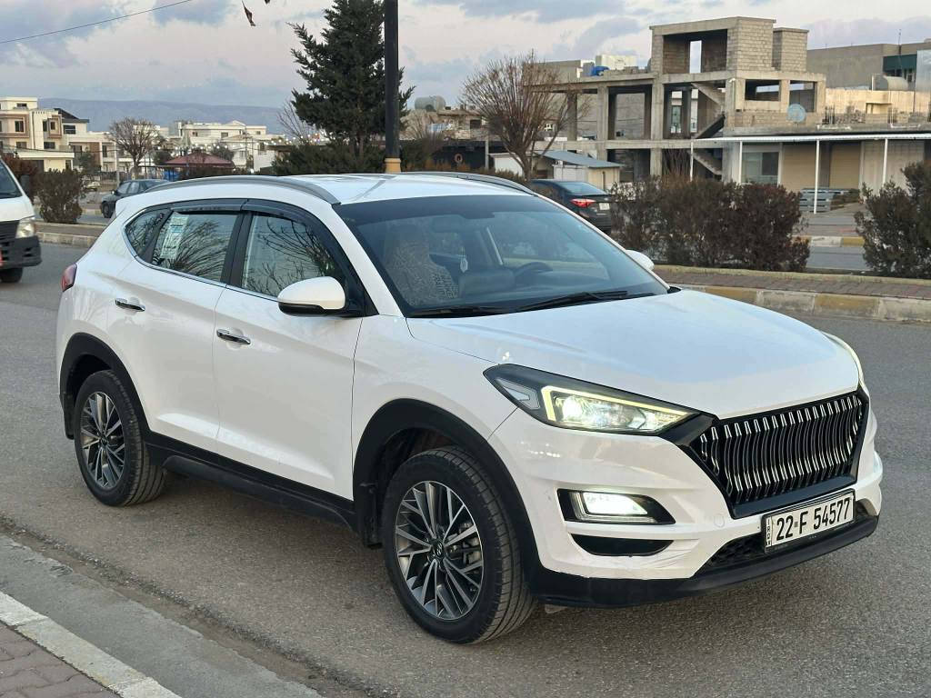 ***********
***********
 سعر 195$ورقە 
توکسون 2019 خەلیجی مواصفات کوری
مواصفات تەنیا سلایت نیه 
سنەو و ژینگە ڕەقەم تا 2030 تازەیە
 بەناوی خۆمانە  کارت بەنزینی هەیە
بی بویاغ بی پارچە گوڕاو 109km ڕۆشتوە
گێڕ و مەکینەی نەکراوەتەوە بەشەرت شمشمل, السليمانية
