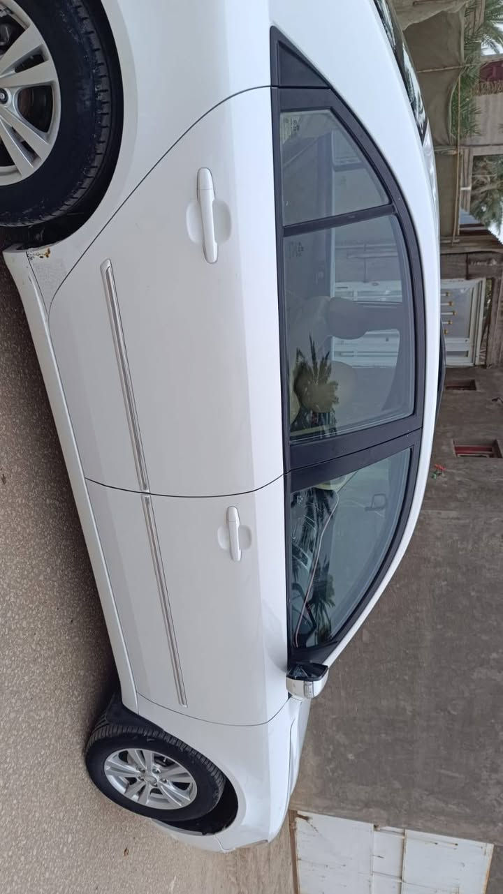 السلام عليكم سوناتا2011
حادث جاملغ قطعتين صبغ 
رقم اربيل 
 محرك 2400
السعر 110
***********
