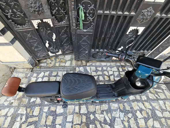 سلام عليكم دراجه شحن R9مابيه اي شي السعر 325 الرقم
العنوان بغداد ***********
