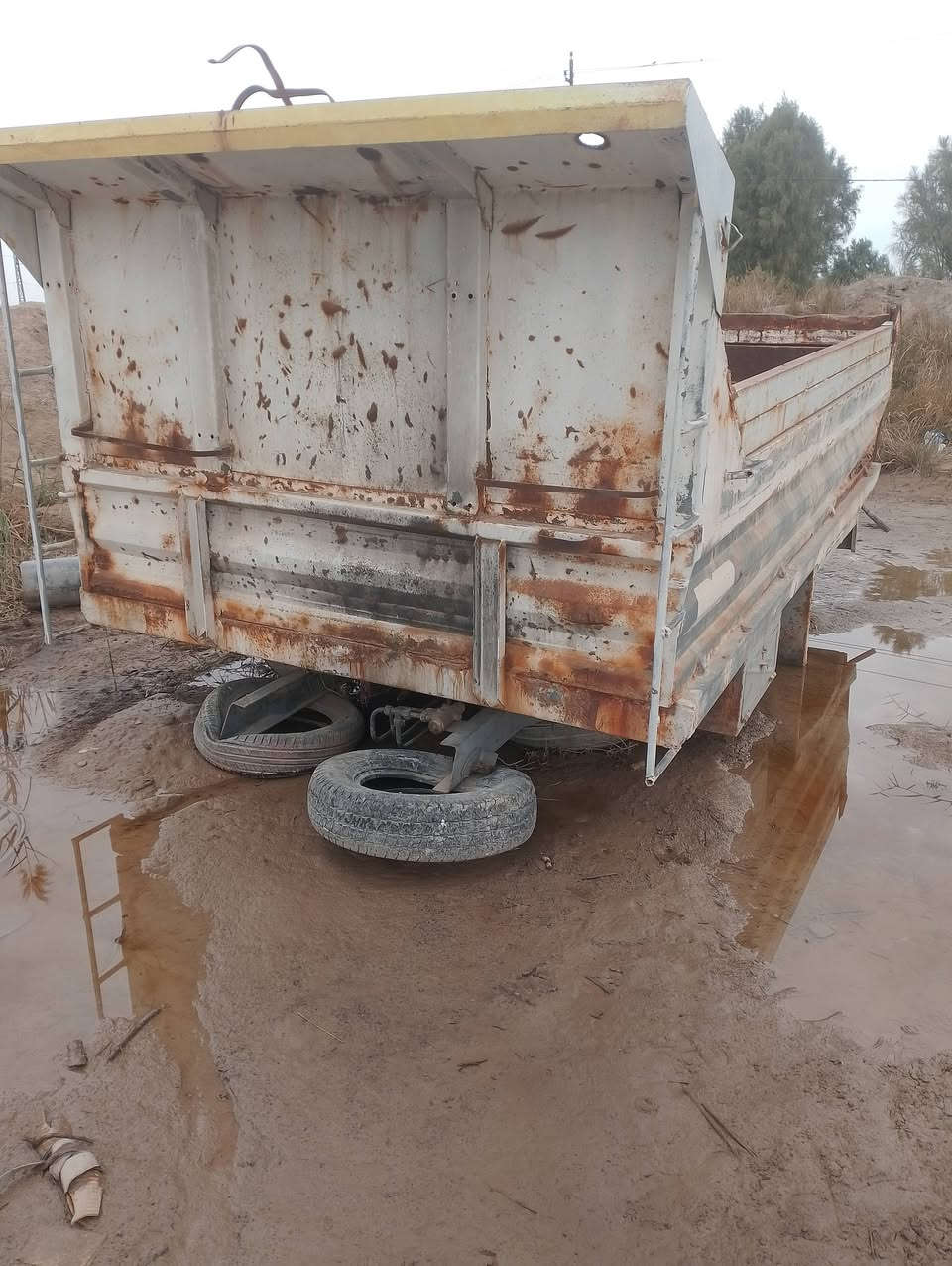 سلام عليكم بدي للبيع كلاب طوله 5متر جك ويا مال رفع
 ***********
