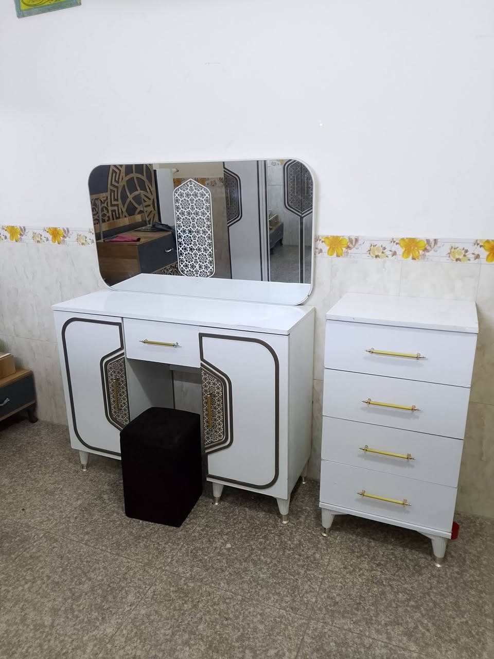 غرفه تركي مستعمل نضافه 85
نضام ابواب لون ابيض وجوزي 
السعر 700 بي مجال 
وي الشد والنقل داخل بغداد مجاني


**إذا كنت صاحب هذا الإعلان وتريد حذفه لأي سبب، رجاءا أرسل رسالة إلى الدعم الفني**