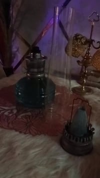 مصابيح علاء الدين • عباءات لوكس أون • صنع إنجلترا