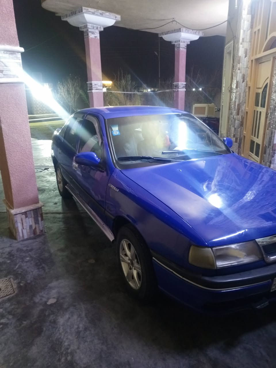 السلام عليكم للبيع اوبل فكتره موديل ٩٥ محرك ٢٠ كير عادي محرك وكير جدد تخم تاير جديد درايم شفت جيد كهربائيات فول ما بيها نقص دبل ايرباك بريك ABS رقم انبار انكليزي السياره متعوب عليها مال جناي المكان الكرمه ‏السعر ٤٠ وبي مجال بسيط للاستفسار اتصل على الرقم ‪***********‬‏
