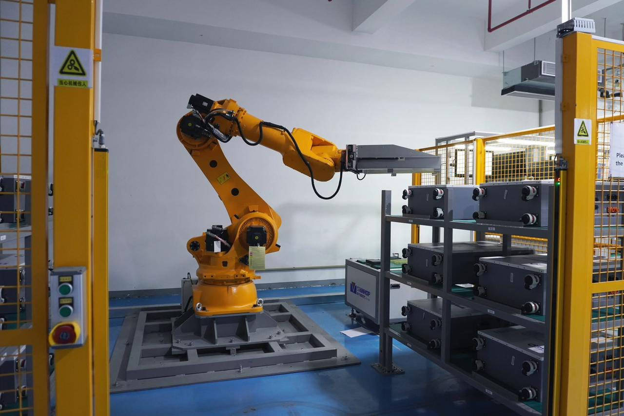 ⚡ بطاريات Lvtopsun – الجودة اللي تعتمد عليها للطاقة الشمسية!
✔️ متوافقة مع جميع الإنفرترات الموجودة في العراق – بدون استثناء
✔️ خلايا Grade A – إنتاج 2025
✔️ البطارية إنتاج 2025، مباشرة من المصنع
🏭 الشركة تابعة للمصنع الأم

📦 موقع الشركة 
بغداد – الكرادة – ساحة الواثق
أربيل – القرية الإيطالية
🔧 ورشة صيانة في بغداد
🛠️ ضمان استبدال حقيقي على المنتج

🔋 أنظمة 51.2V متوفرة بالأحجام التالية:
▪️ 5kWh
▪️ 10kWh
▪️ 15kWh
▪️ 32kWh

🔋 أنظمة 25.6V بالأحجام:
▪️ 2.5kWh
▪️ 5kWh
▪️ 7.1kWh

📞 للطلب والاستفسار:
رضا📱 :***********
