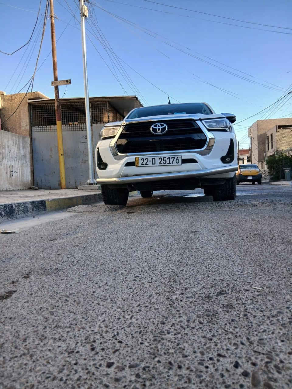 للبيع سياره . TRD. هايلوكس 
موديل 22 فول فول موصفات
ماشيه 110 الف حقيقي
كفاله عامه 
مكينه 6
 رقم اربيل بسمي 
***********
