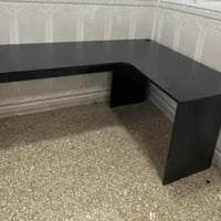 ميز دراسة • فيه مجال