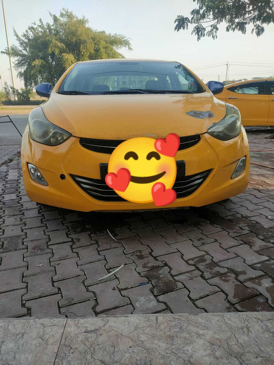 السلام عليكم ورحمه الله وبركاته
النترا تكسي وارد امريكي ضررها البونيد شطح خفيف يعني بدون دواخل حتى البدنه بلادية رقم بغداد انجليزي موديل 2013 نص فول باسمي تحويل ثاني يوم مكاني كركوك بيها بطاقه بانزين السعر 106
الرقم ***********
