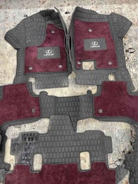 أرضيات LX570 • ٧ ركاب • سجاد مطاط ثقيل