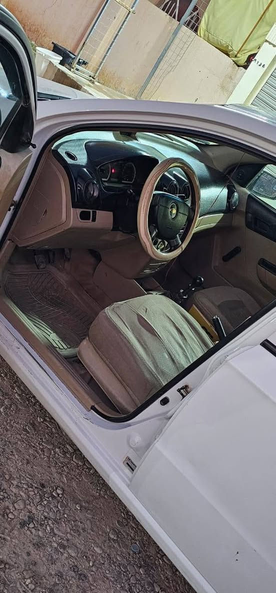 سياره اڤيو للبيع موديل 2011
محرك 1600 كير عادي 
رقم الماني (أ) صلاح الدين 
حره تحويل ثاني يوم بأسمي 
للاستفسار ***********
