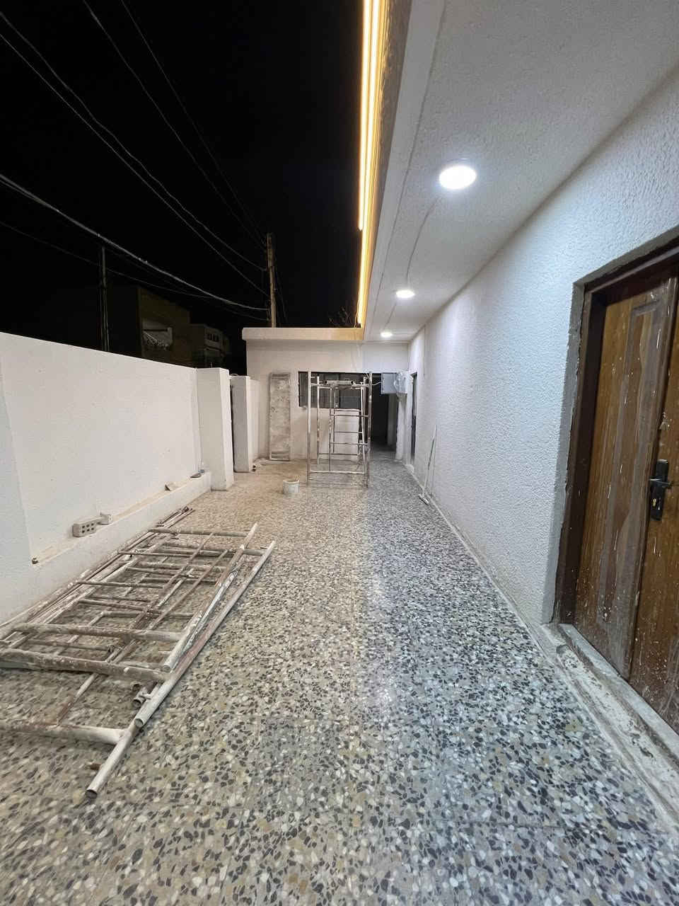 للإيجار في السيدية 👌بيت لاصحاب المشاريع التجارية يصلح مجمع طبي مقر شركة او معهد او روضة ولاي غرض تجاري

مساحة البيت ٣٠٠م ركن تضيف جدا يحتوي ع كراجين

عدد الغرف ١٠ غرف من ضمنهم صالة ومطبخ وخدمات عدد ٦

سعر الايجار ٤ مليون قفل 

للاسـتفسـار ***********
