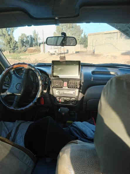 السلام عليكم للبيع سني ياباني 2001 رقم بغداد بدون حادث بيها مكانات صبغ قليله قماره بلادي محرك 1800 تبريد شغال السعر 68 وبيها مجال قليل رقم *********** مكانها بغداد ابو غريب العناز
