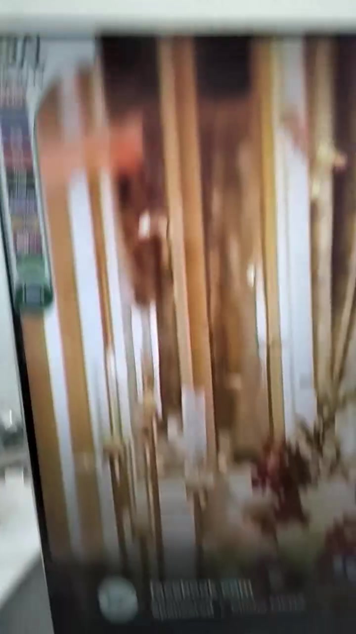 شاشه حجم 50سمارت وانترنيت اندرويد 12شاشه استعمال جدا قليل بعدها بلزكاتها 250الف وبيها مجال للطيبين
اربيل بحركه  ***********

