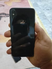 ايفون أكس للبيع بطاريه٨٠شاشه جديده السعر ١٠٠قفل07857853449