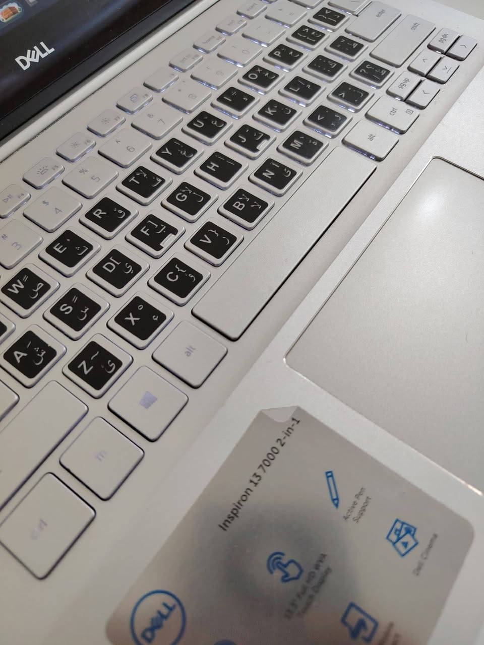 💻 لابتوب Dell Inspiron 7391 2 in 1

✨ جهاز يجمع بين قوة اللابتوب ومرونة التابلت في جهاز واحد!
مثالي للطلاب، المحاضرات، العمل المكتبي، التصفح، مشاهدة الأفلام، والاجتماعات أونلاين.

🔥 أداء سريع بفضل معالج Core i7 الجيل العاشر مع رام 16GB لتشغيل البرامج بسلاسة عالية.
🔥 شاشة لمس قلاب 360 درجة تمنحك حرية الاستخدام بالطريقة التي تناسبك.

🔹 المواصفات:

✅ معالج Core i7 الجيل العاشر فئة U
✅ رام 16GB DDR4
✅ هارد 256GB SSD M.2
✅ كرت الشاشة الداخلي Intel UHD Graphics 8GB
✅ شاشة 13.3 إنج FHD لمس
✅ قلاب 360 درجة يتحول إلى تابلت
✅ كيبورد عربي إنكليزي ستيكر ضوئي

🎁 الهدايا المجانية:
✔️ حقيبة
✔️ ماوس
✔️ ماوس باد
✔️ الشاحن الأصلي

🛡️ الضمانات:
✅ فحص كامل قبل الإرسال
✅ فحص كامل قبل الدفع والاستلام
✅ ضمان 7 أيام استبدال عند وجود خلل مصنعي
✅ جاهز للاستخدام المباشر

📍 بغداد - الأمين الثانية

🚚 التوصيل متوفر إلى جميع المحافظات

📱 للتواصل واتساب: ***********

💰 السعر: 450,000 الف
